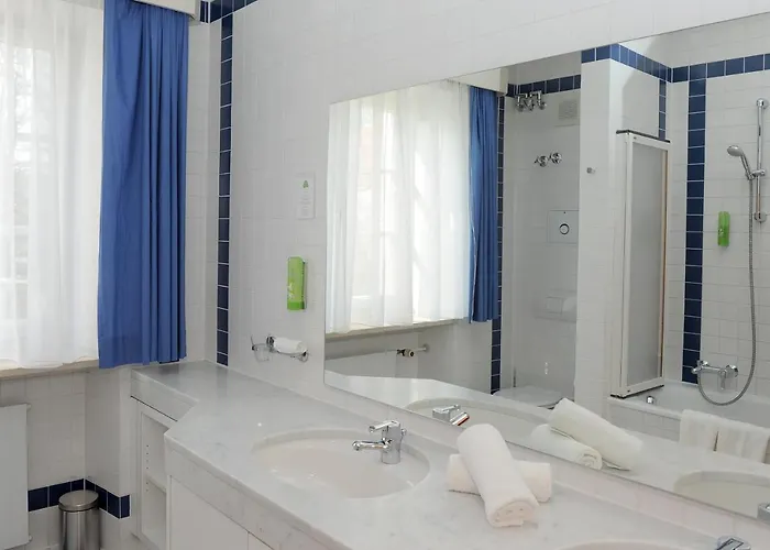 شلوس هوهينكامير فندق