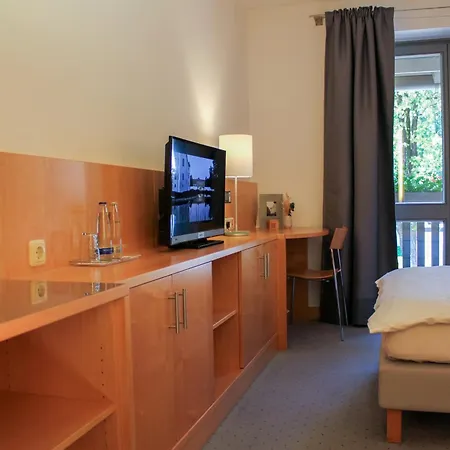 Schloss Ξενοδοχείο 4*
