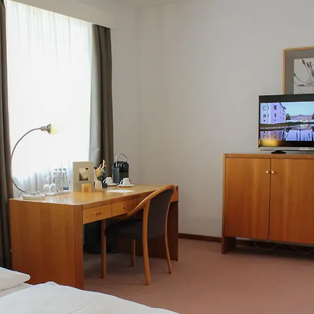 Schloss Hotel 4*