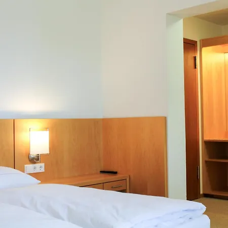 Hotel Schloss 4*